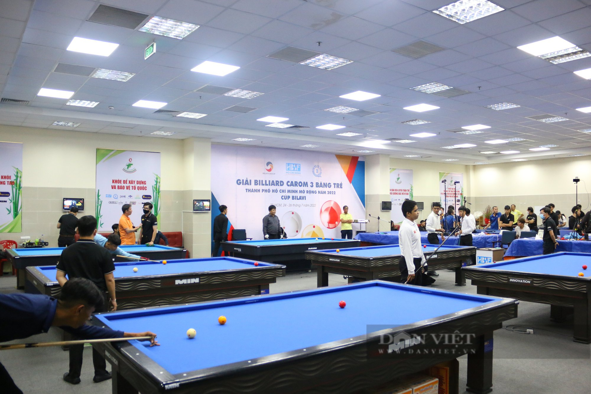 Giải Billiard Carom 3 băng trẻ TP.HCM mở rộng 2022: Ấn tượng với các tài năng trẻ - Ảnh 1.