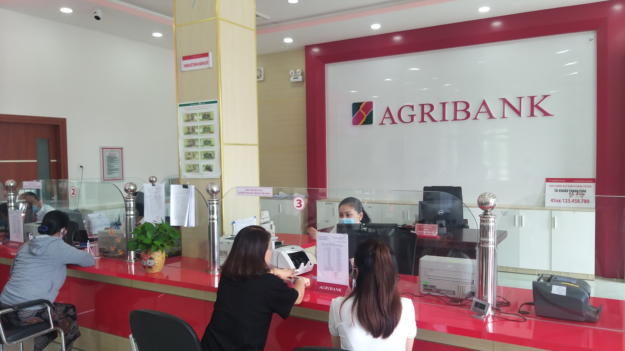 Giám đốc Agribank Sơn Mỹ: &quot;Khách hàng cười nhiều hơn, hài lòng hơn về Agribank&quot; - Ảnh 2.