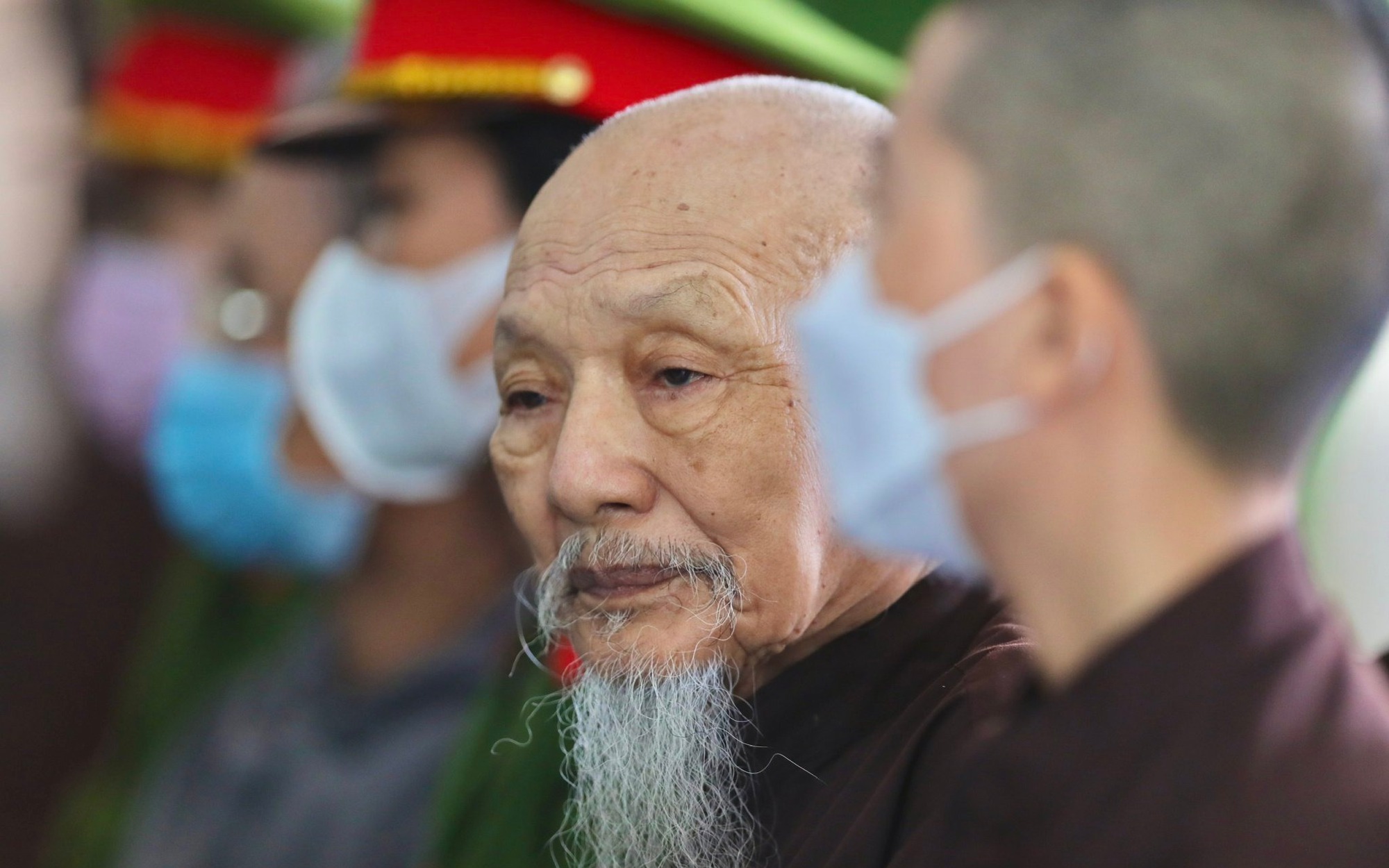 Vụ Tịnh thất Bồng Lai: Cơ quan điều tra tạm đình chỉ nội dung tố giác lừa đảo và loạn luân