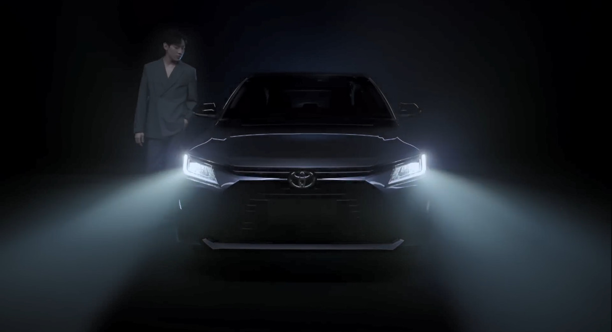 Lộ ảnh & video &quot;hot&quot; Toyota Vios 2023 thế hệ mới, chốt ngày ra mắt ngay tháng 8/2022 - Ảnh 1.