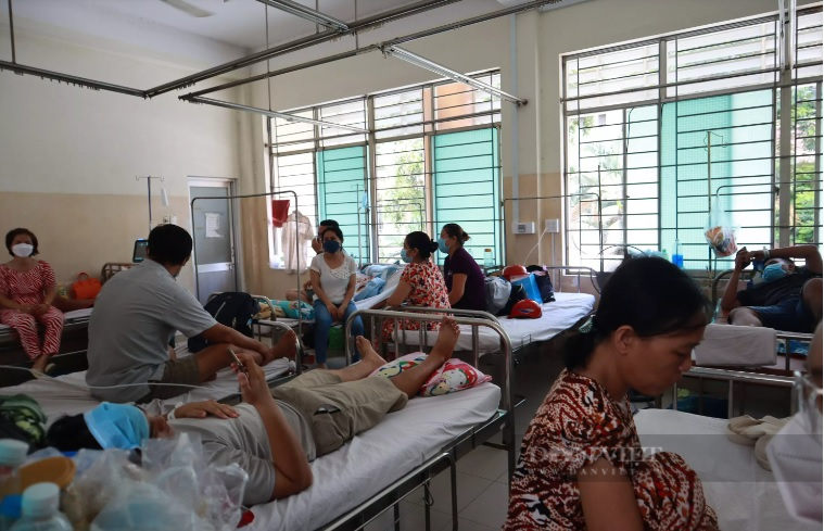 Nghịch lý: Bệnh viện thiếu thuốc sốt xuất huyết, Bộ Y tế chuẩn bị huỷ gần 3.500 túi dịch truyền hết hạn - Ảnh 4.