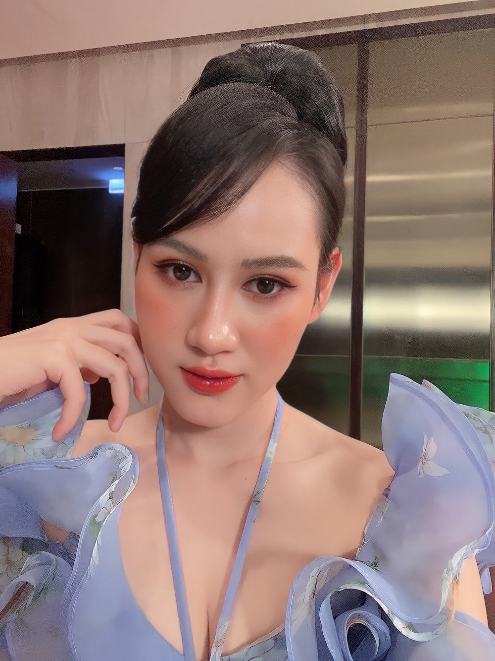 Hot girl đấu kiếm  - Ảnh 7.