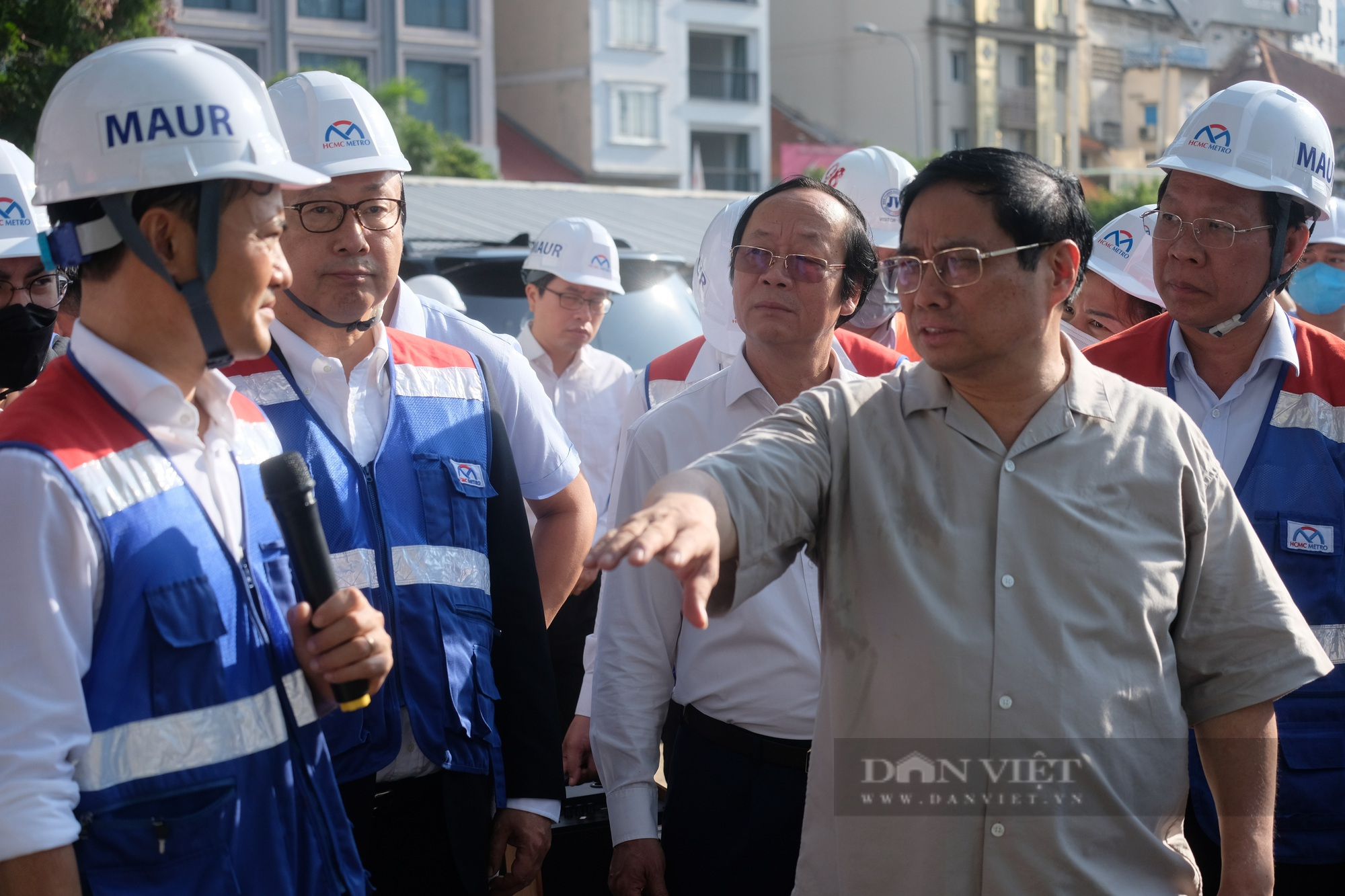 Thủ tướng Phạm Minh Chính: Tháo gỡ ách tắc cho TP.HCM tăng tốc - Ảnh 3.