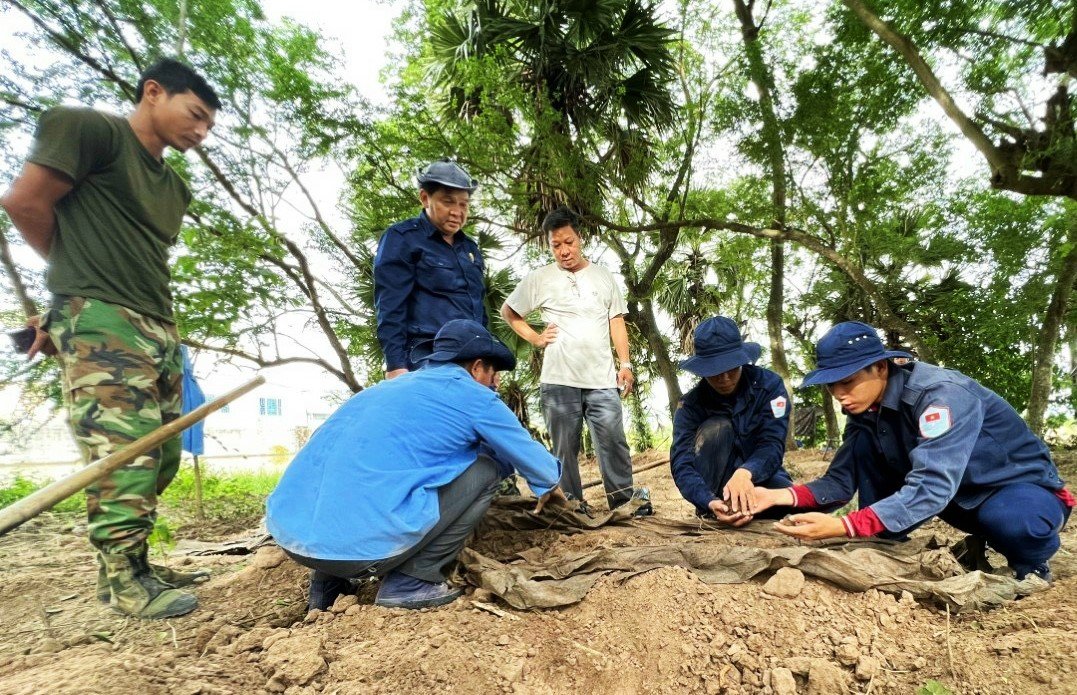 Đội K93 - Hành trình của những bước chân không mỏi - Ảnh 1.