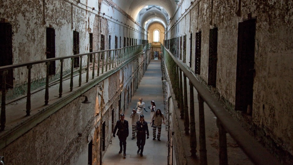 Cấu trúc đặc biệt của nhà tù khét tiếng ở Mỹ - Ảnh 1.