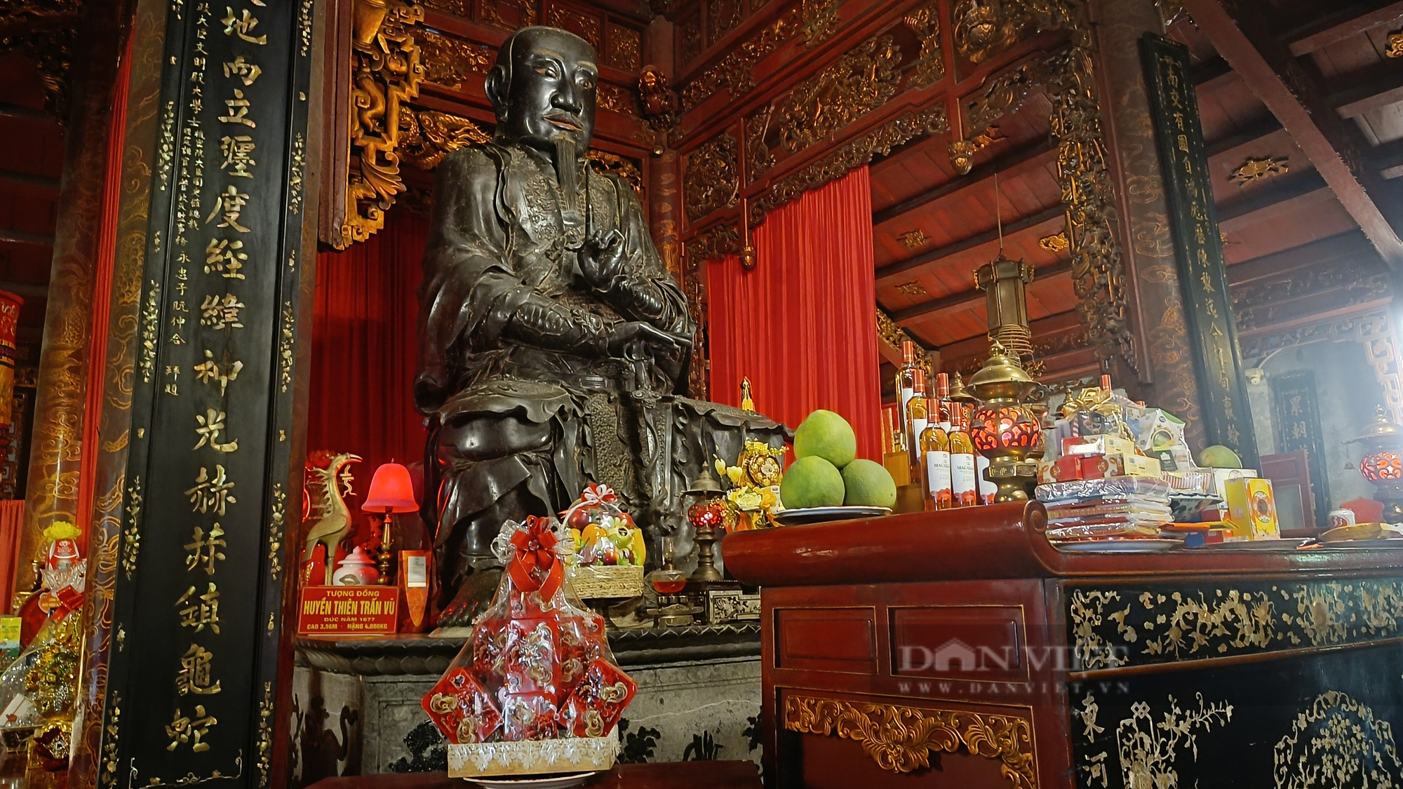 Mục sở thị ngôi đền cổ, linh thiêng bậc nhất ở Thủ đô Hà Nội - Ảnh 7.
