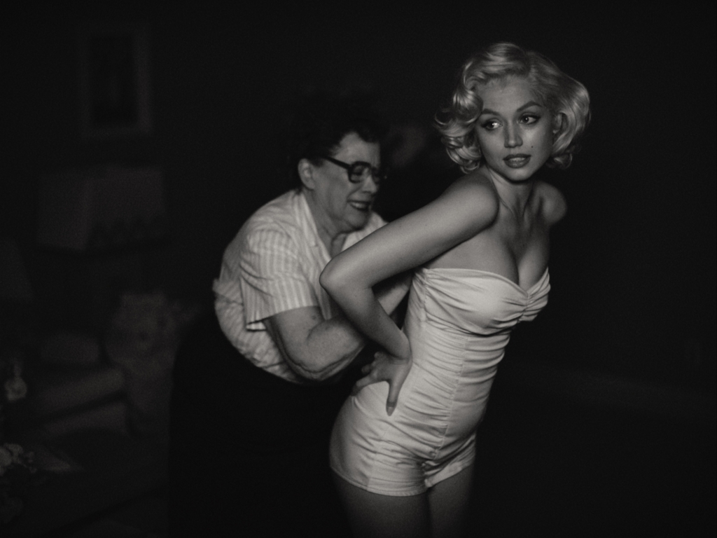Phim tiểu sử Marilyn Monroe dãn nhãn 17+ - Ảnh 2.