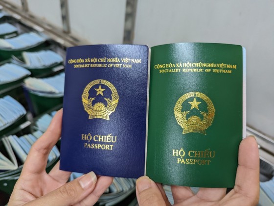 Cục Xuất nhập cảnh thông tin về việc Đức chưa công nhận hộ chiếu mới của Việt Nam - Ảnh 1.