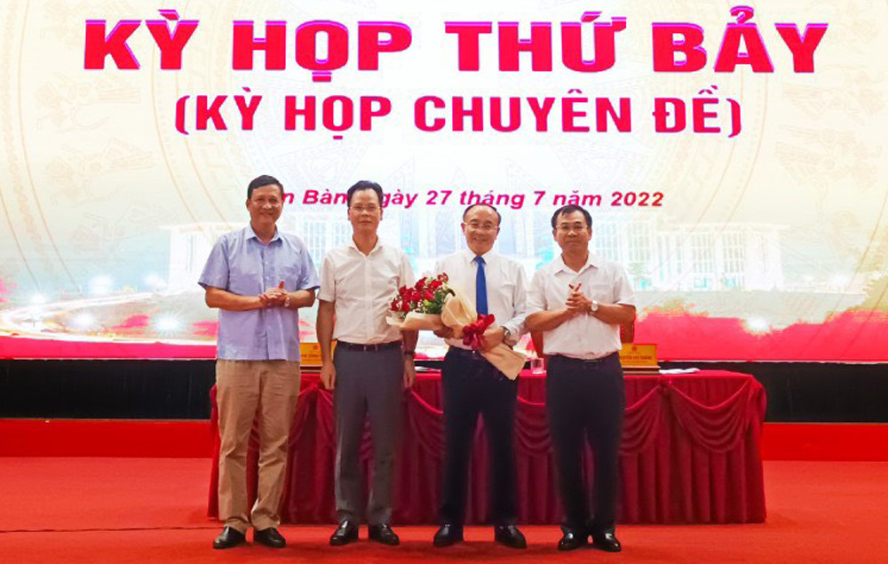 Lào Cai: Văn Bàn có tân Chủ tịch HĐND và tân Chủ tịch UBND huyện - Ảnh 2.