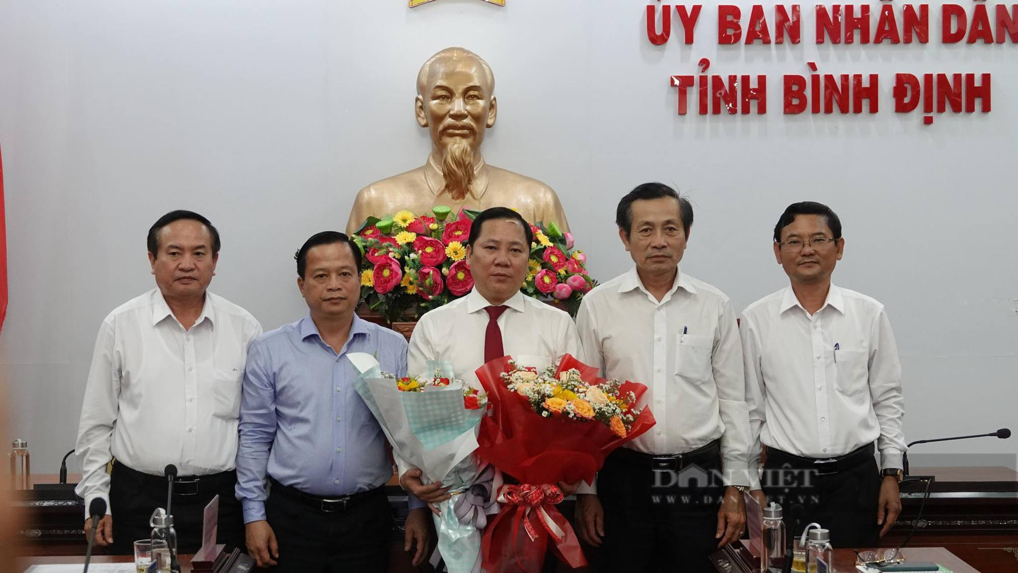 Ông Nguyễn Tuấn Thanh điều hành Ban Cán sự đảng UBND tỉnh Bình Định - Ảnh 1.