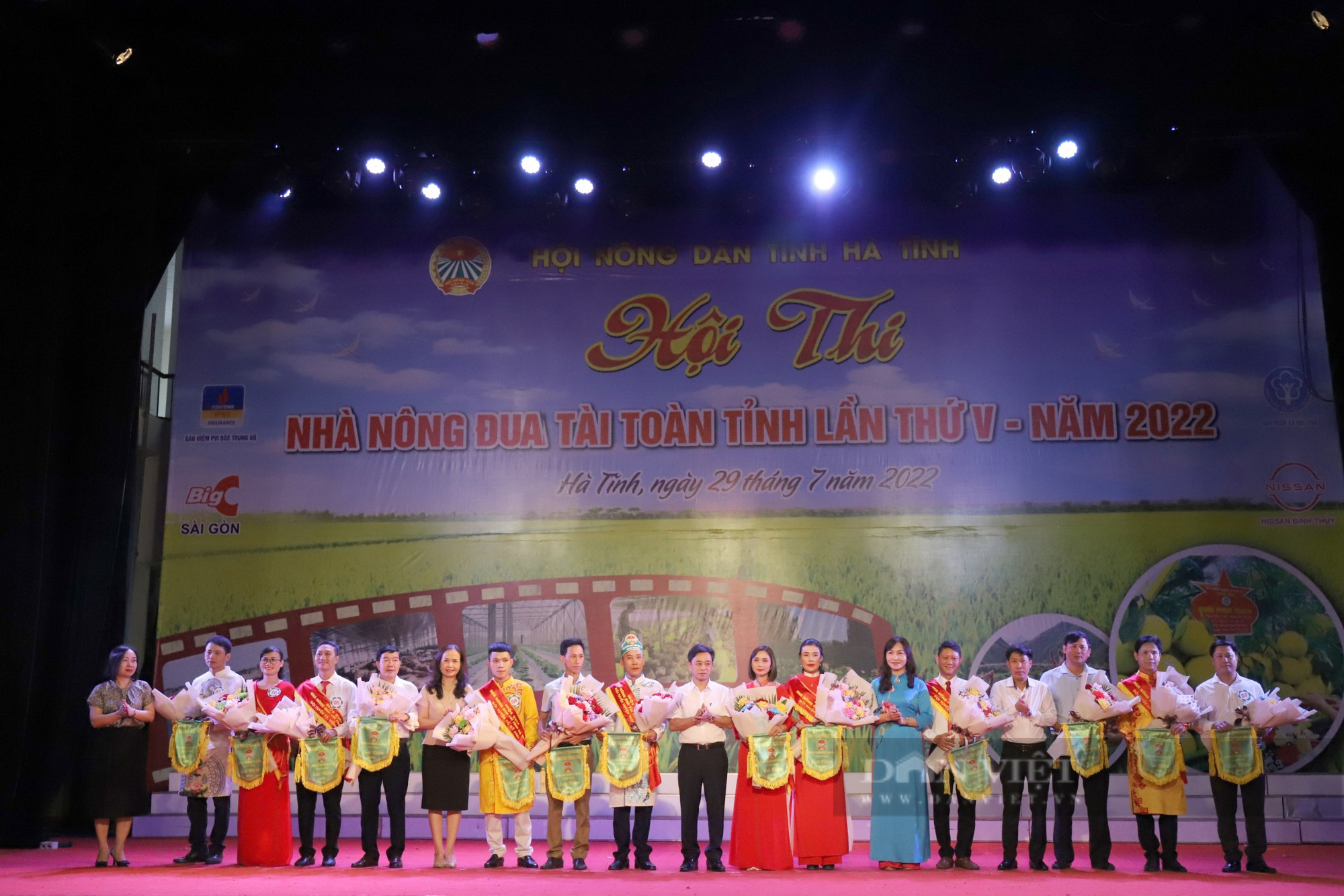 Sôi nổi Hội thi nhà nông đua tài ở Hà Tĩnh - Ảnh 1.