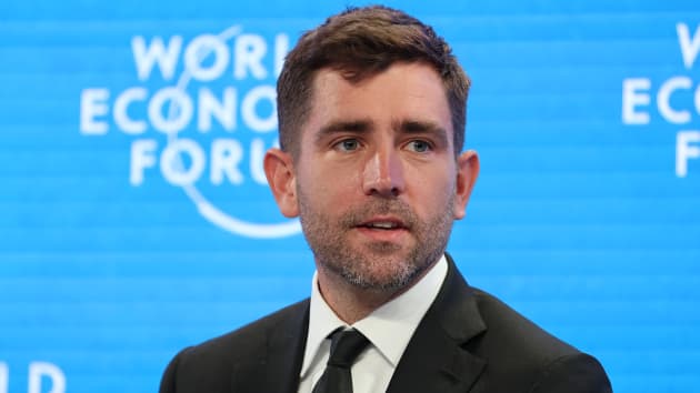 Chris Cox, Giám đốc Sản phẩm, Meta, phát biểu trước WEF tại Davos, Thụy Sĩ vào ngày 25 tháng 5 năm 2022. Ảnh: @AFP.