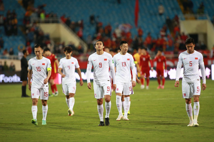 Thua đau ĐT Việt Nam, bóng đá Trung Quốc lún sâu khủng hoảng - Ảnh 2.