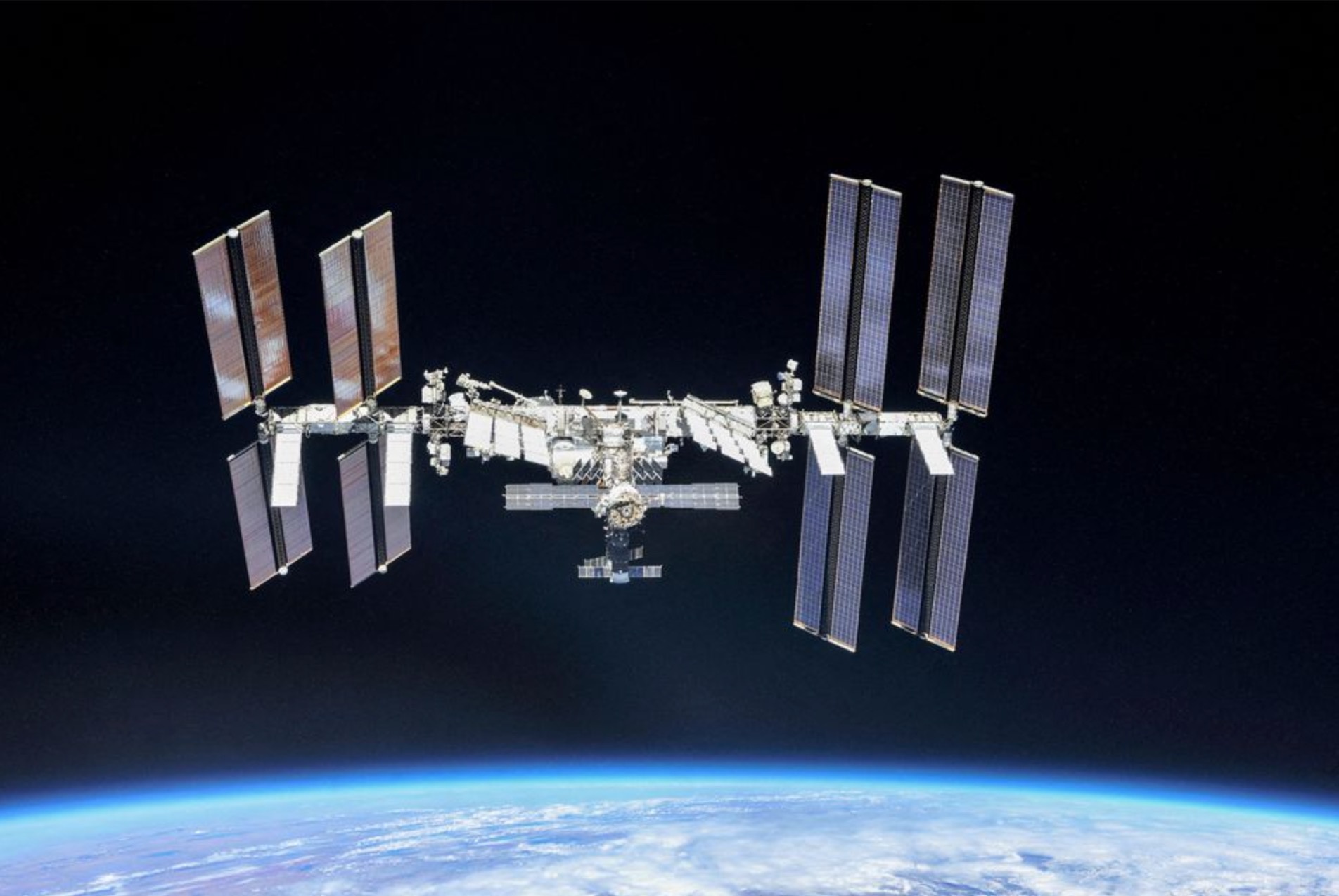 Nga tuyên bố không vội rút khỏi Trạm Vũ trụ Quốc tế - Ảnh 1.