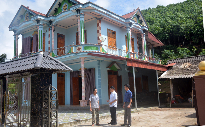 Hai loài cây gì xanh mát mắt giúp nông dân vùng đất này của Yên Bái đổi đời, xây được biệt thự? - Ảnh 1.