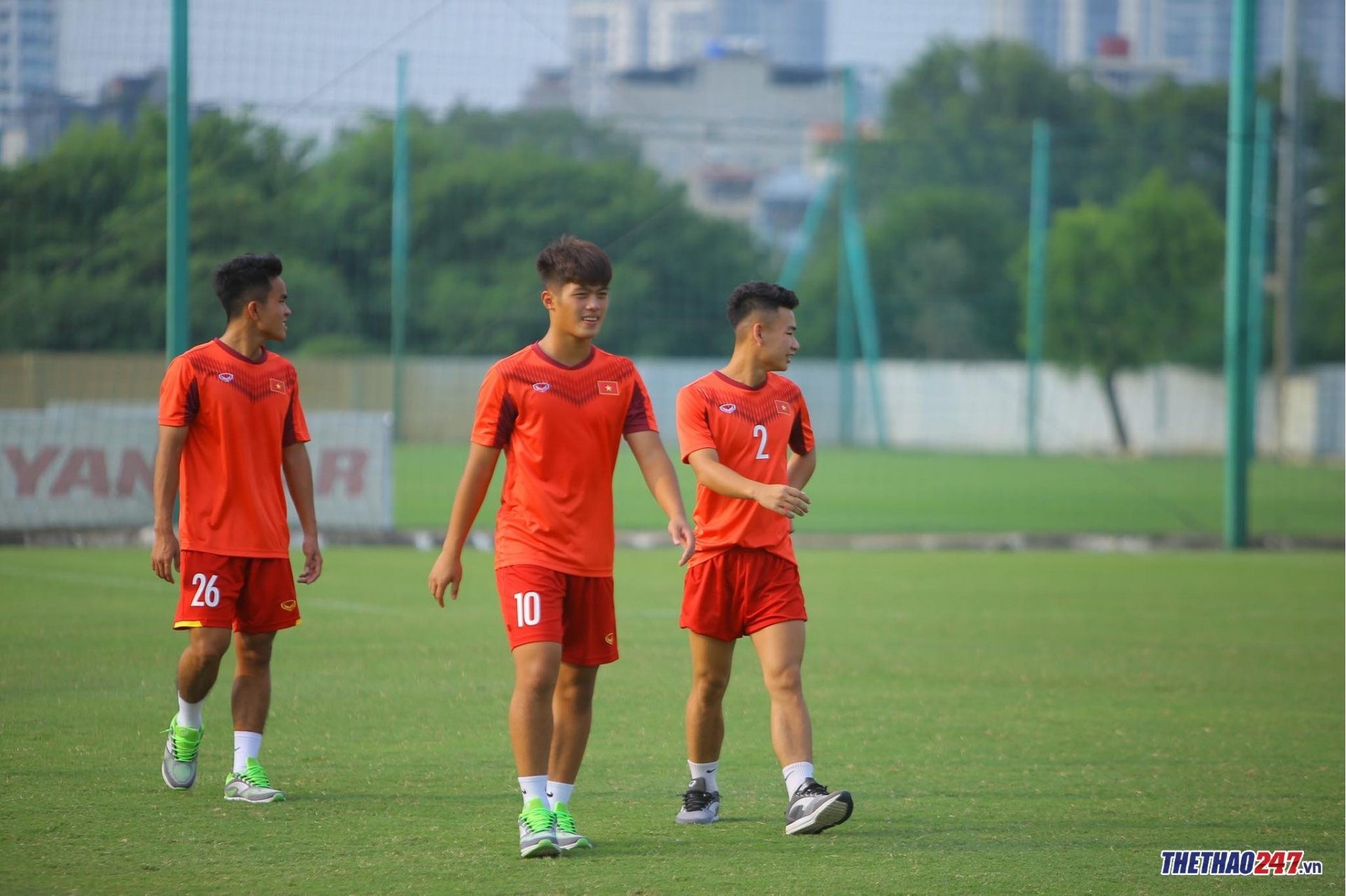 HLV Gong Oh Kyun bất ngờ 'soi giò' U20 Việt Nam trước giải châu Á - Ảnh 5.