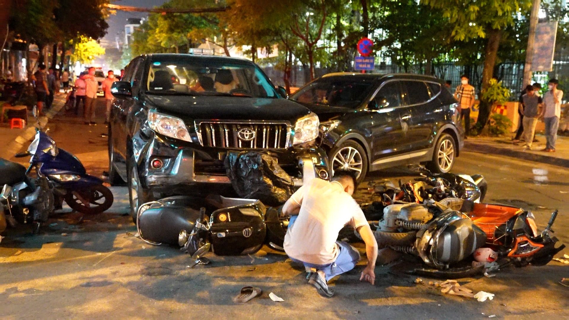Vấn đề pháp lý trong vụ ôtô tông liên hoàn tại Hà Nội - Ảnh 2.
