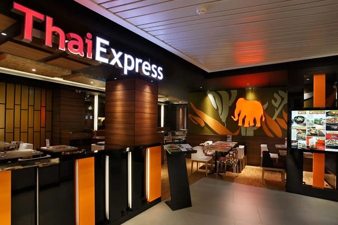 Nhân viên Thai Express bị tố đổ nguyên nồi lẩu vào người khách - Ảnh 2.