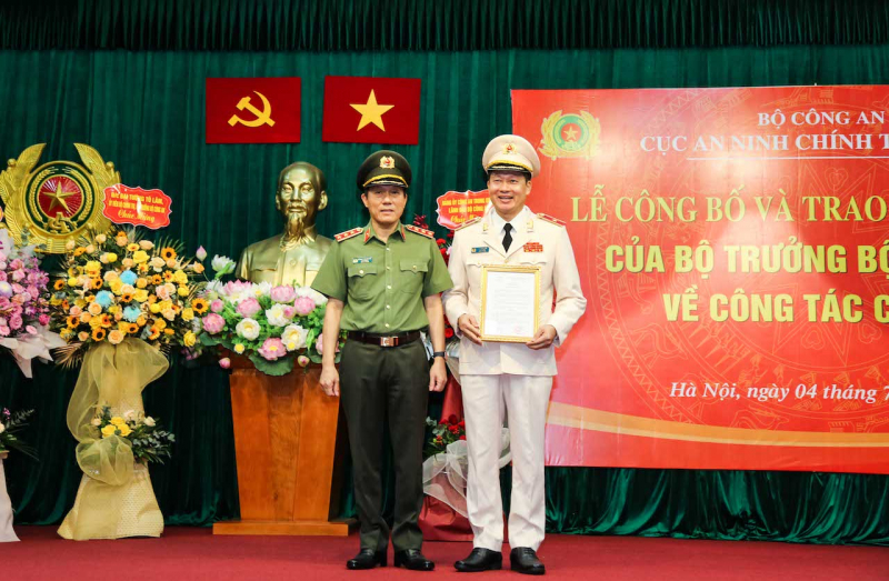 Thiếu tướng Vũ Hồng Văn nhận nhiệm vụ mới - Ảnh 1.