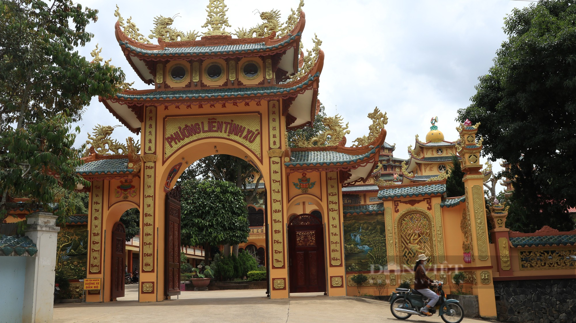 Làng nhiều chùa nhất Việt Nam ở Lâm Đồng (bài 2): Sống “tốt đời đẹp đạo” theo giáo lý của đạo Phật - Ảnh 4.