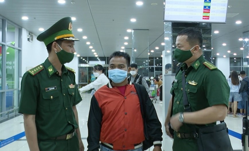 Gia Lai: Giải cứu thêm 5 người bị lừa sang Campuchia làm &quot;việc nhẹ lương cao&quot; - Ảnh 1.