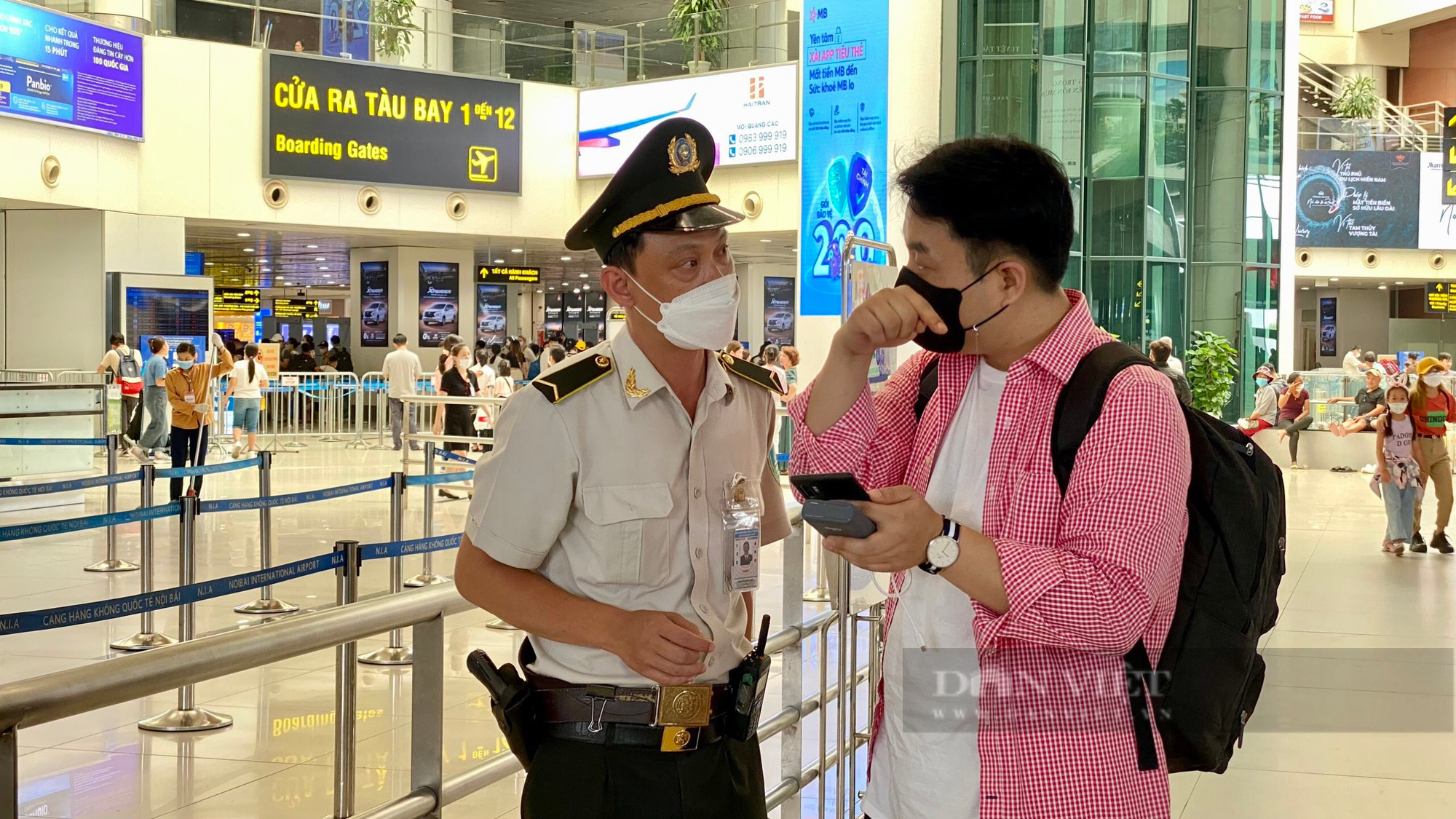 Sân bay Nội Bài đạt kỷ lục cao điểm, nghiên cứu thu phí tự động không dừng - Ảnh 4.