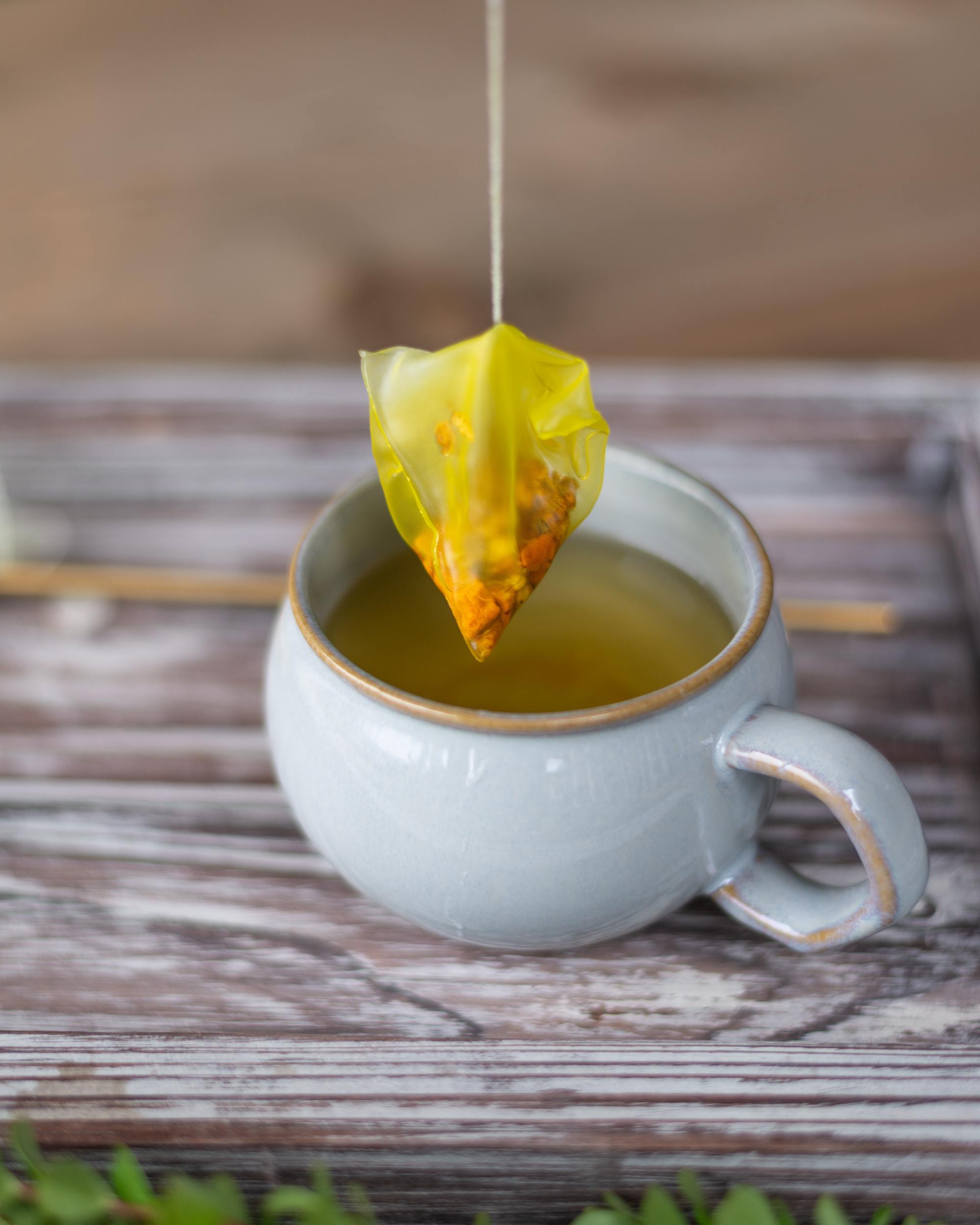 4 loại thực phẩm gây hại khi dùng chung với trà - Ảnh 2.