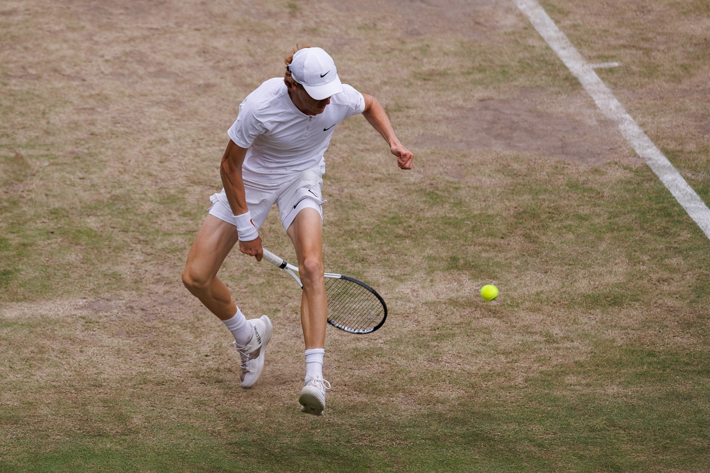 Wimbledon 2022: Ngược dòng ngoạn mục, Djokovic vào bán kết - Ảnh 1.