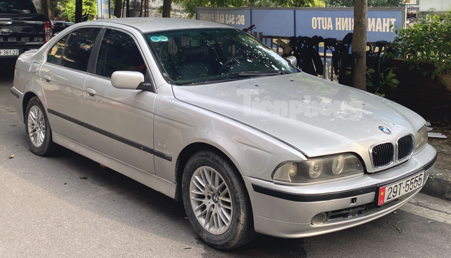 BMW 525i đời cổ biển tứ quý 5 tại Hà Nội - Ảnh 2.