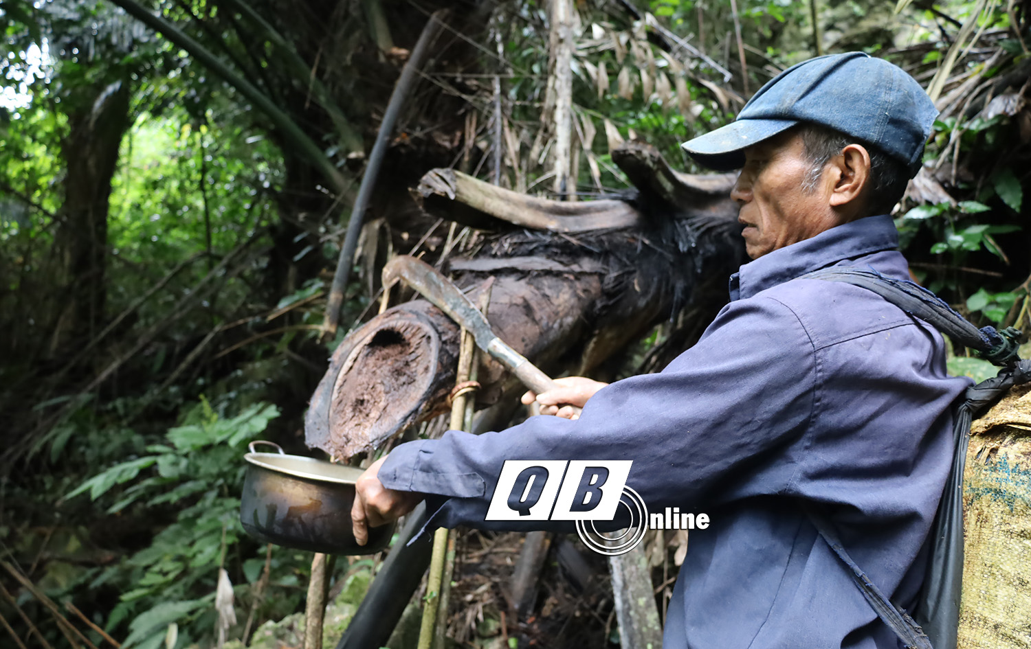 Khát nước tình cờ lấy cục đá đục vào thân cây ra thứ rượu của một trong những bộ tộc bí ẩn nhất thế giới - Ảnh 2.