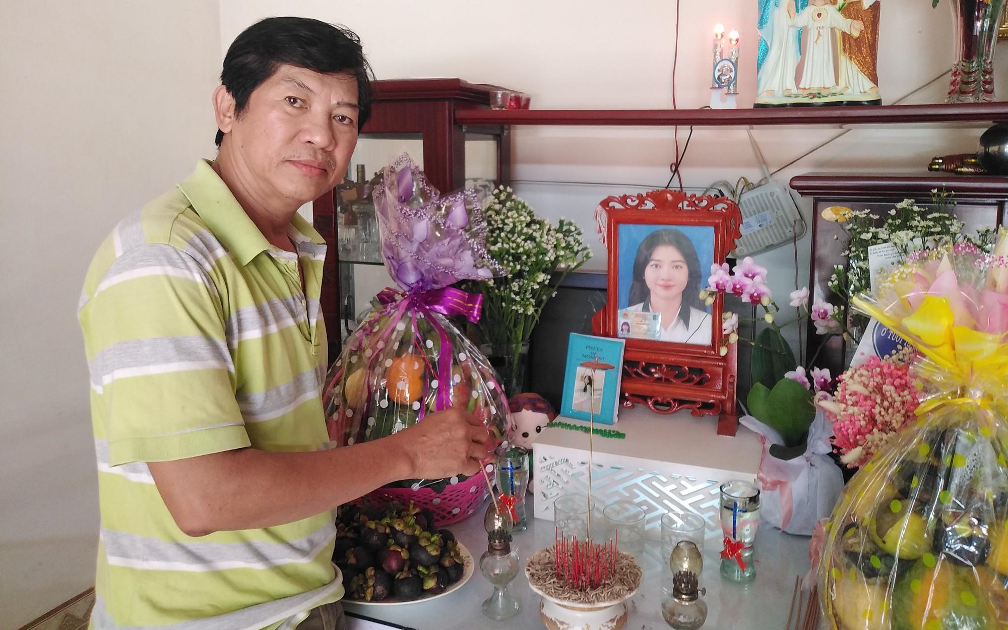 Cha của nữ sinh lớp 12 ở Ninh Thuận đau lòng kể lại cái chết của con gái trước ngày thi THPT 