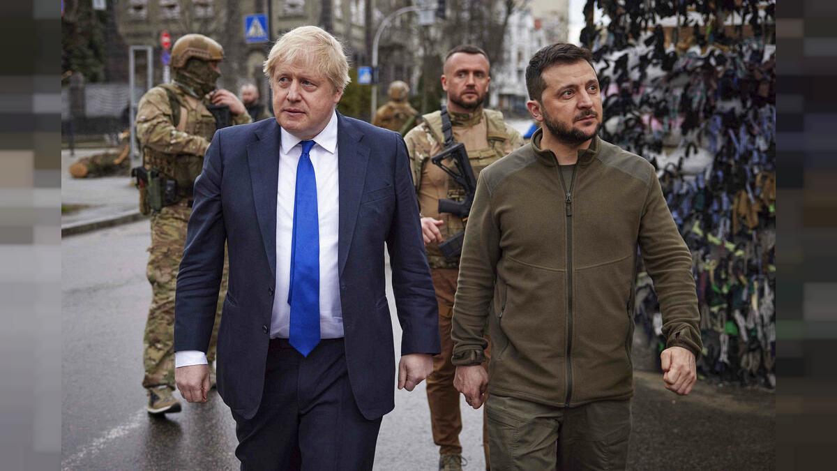 Chiến sự Ukraine: Thủ tướng Anh Johnson từ chức, sức mạnh của ông Zelensky có bị ảnh hưởng? - Ảnh 1.
