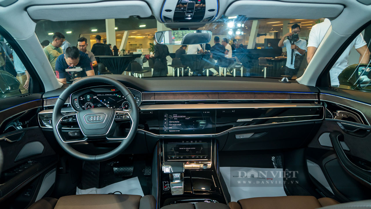 Cận cảnh Audi A8L 2022 vừa ra mắt Việt Nam: Màu &quot;độc&quot;, nhiều tiện nghi đấu Mercedes-Benz S-Class, BMW 7-Series - Ảnh 4.