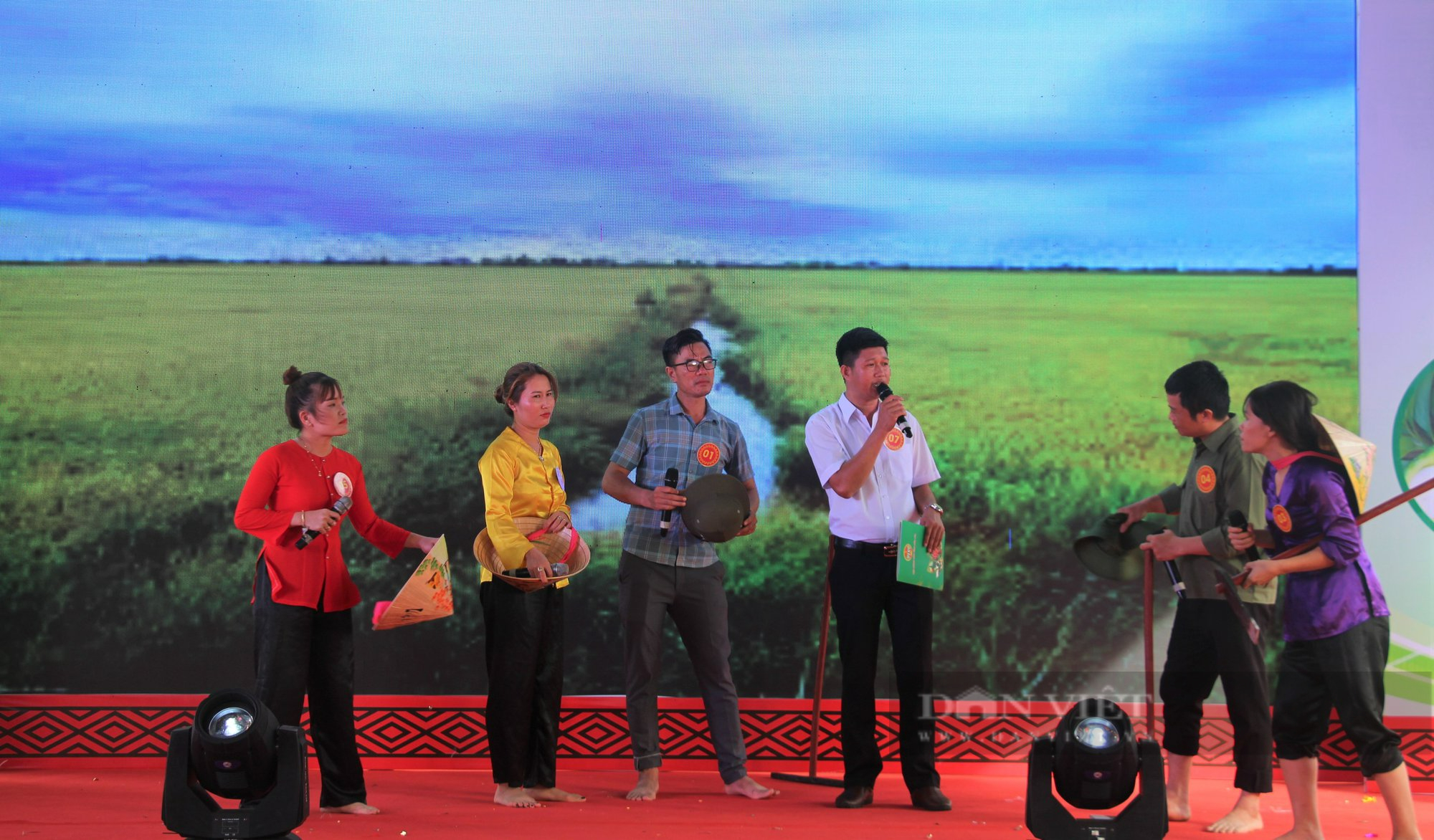 Hội Nông dân Krông Pắc dẫn đầu hội thi Nhà nông đua tài tỉnh Đắk Lắk  - Ảnh 1.