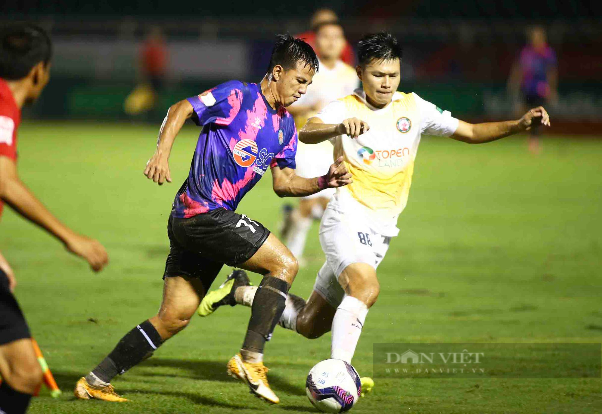 Dứt điểm vô duyên, Sài Gòn FC bỏ lỡ chiến thắng đầu tay - Ảnh 10.