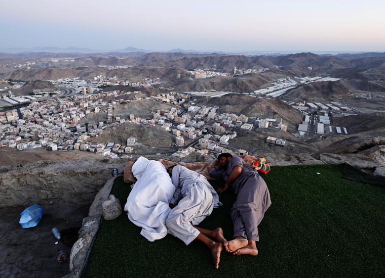 Lễ hành hương Hajj linh thiêng của người Hồi giáo về Thánh địa Mecca - Ảnh 4.