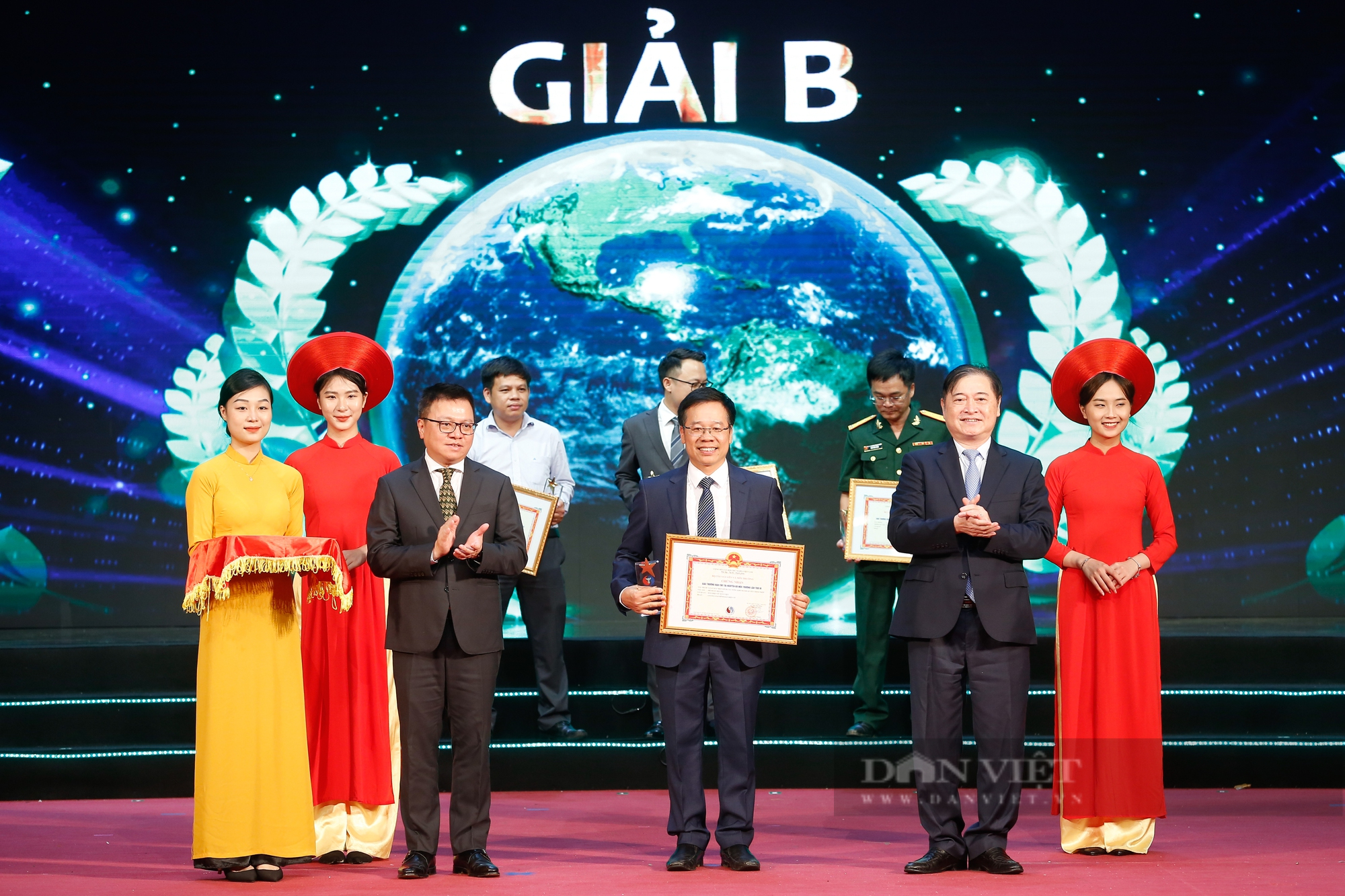 Báo NTNN/Dân Việt đoạt 1 Giải A, 1 Giải B tại Giải thưởng Báo chí Tài nguyên và Môi trường năm 2022 - Ảnh 5.