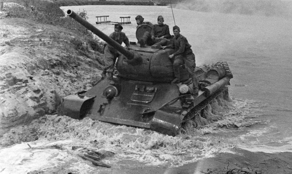 Xe tăng T-34 của Liên Xô đã khiến phát xít Đức thảm bại ra sao? - Ảnh 8.