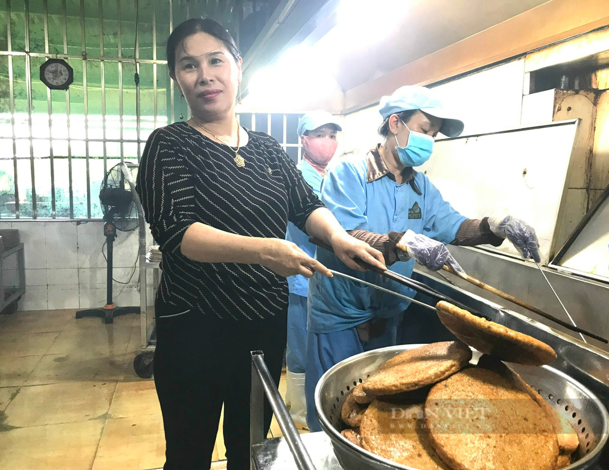 Khánh Hòa: Nữ tỷ phú làm giàu từ nghề làm chả cá sạch - Ảnh 2.