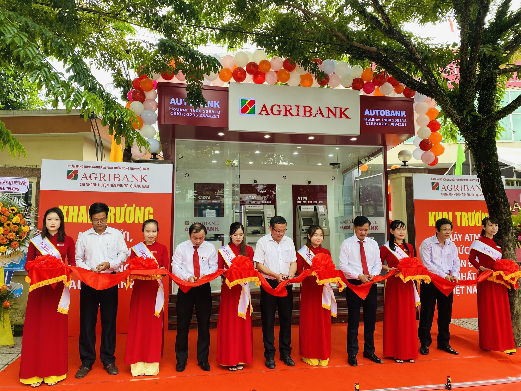Quảng Nam: Agribank khai trương máy giao dịch tự động AutoBank CDM tại huyện Tiên Phước - Ảnh 1.