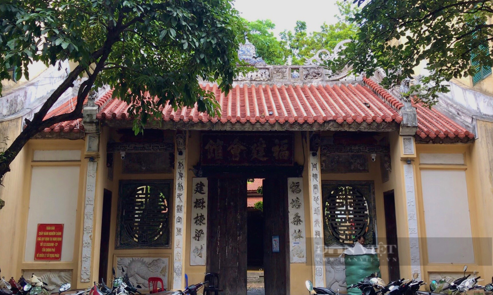 Chiêm ngưỡng nét kiến trúc độc đáo công trình Phúc Quán của người Hoa giữa lòng phố cổ Hà Nội - Ảnh 5.