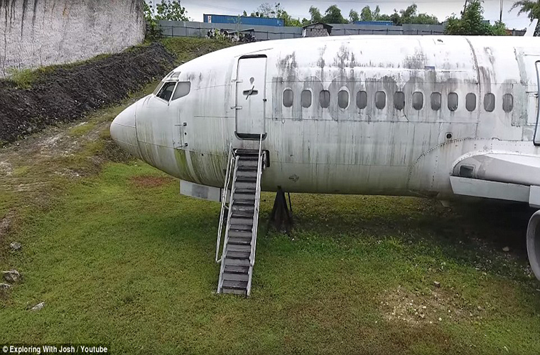 Hình ảnh chiếc máy bay Boeing 737 bí ẩn bị bỏ hoang ở Bali - Ảnh 4.
