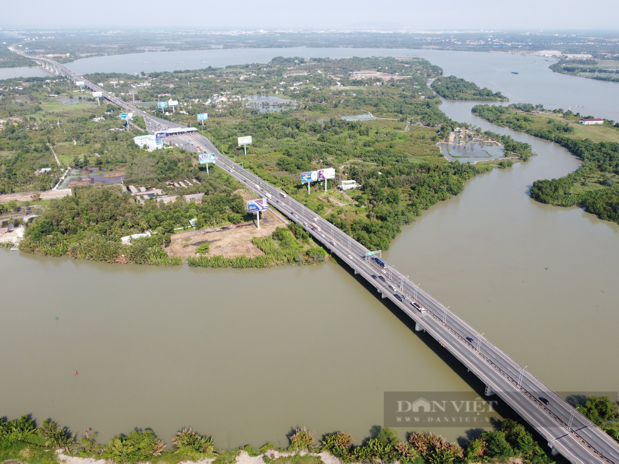 TP.HCM làm rõ phương án kết nối cảng Cát Lái - Phú Hữu với 2 cao tốc - Ảnh 1.