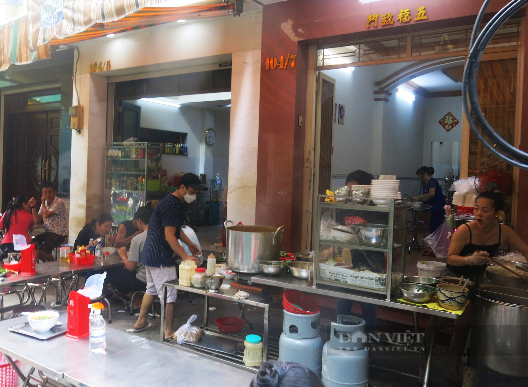 Sài Gòn quán: Tiệm gân nai kho cả tuần chỉ bán 1 bữa, hết vèo trong 2 giờ - Ảnh 5.