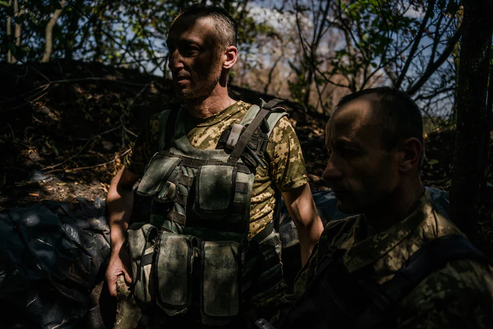 'Đột nhập' chiến tuyến phía nam Ukraine, bất ngờ thấy tình thế của quân đội Ukraine trước lực lượng Nga - Ảnh 2.