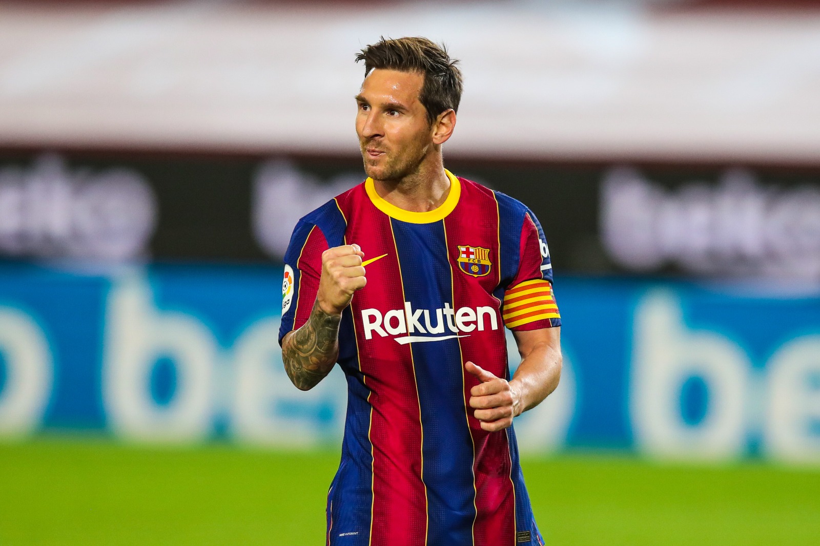Top 5 cầu thủ bị &quot;đuổi&quot; khỏi Barca: Có cả Messi, Ronaldinho - Ảnh 5.