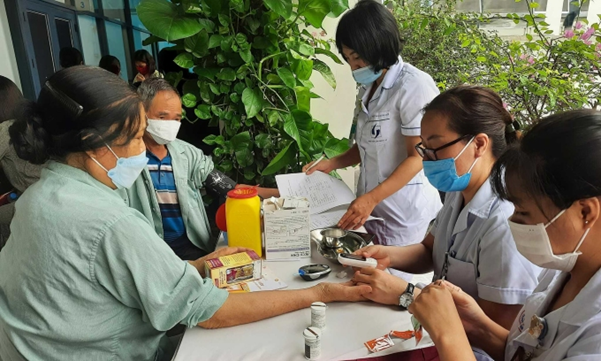 Người già Việt Nam cần môi trường sống trong lành để “vừa thọ vừa khoẻ” như người Nhật - Ảnh 1.