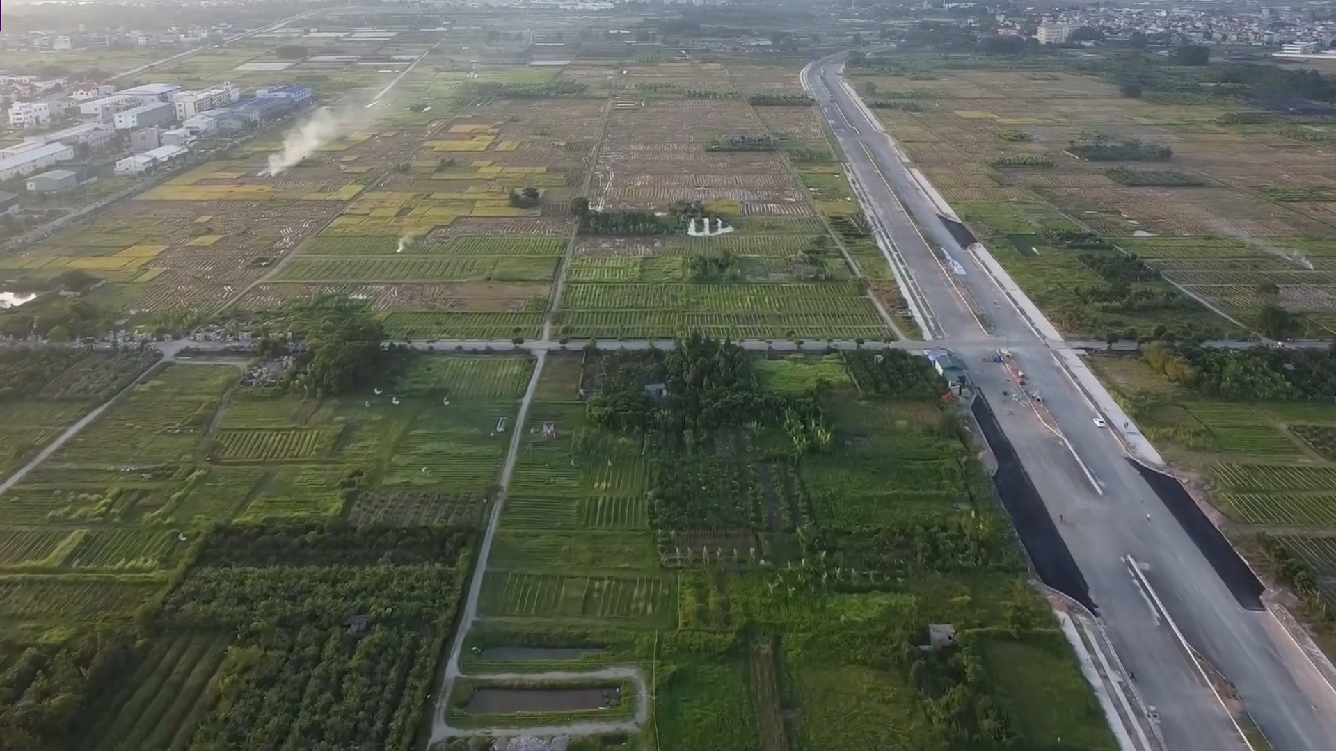 Huyện Hoài Đức xác định quy mô giải phóng mặt bằng dự án vành đai 4 với diện tích gần 244 ha (Ảnh: Thái Nguyễn)