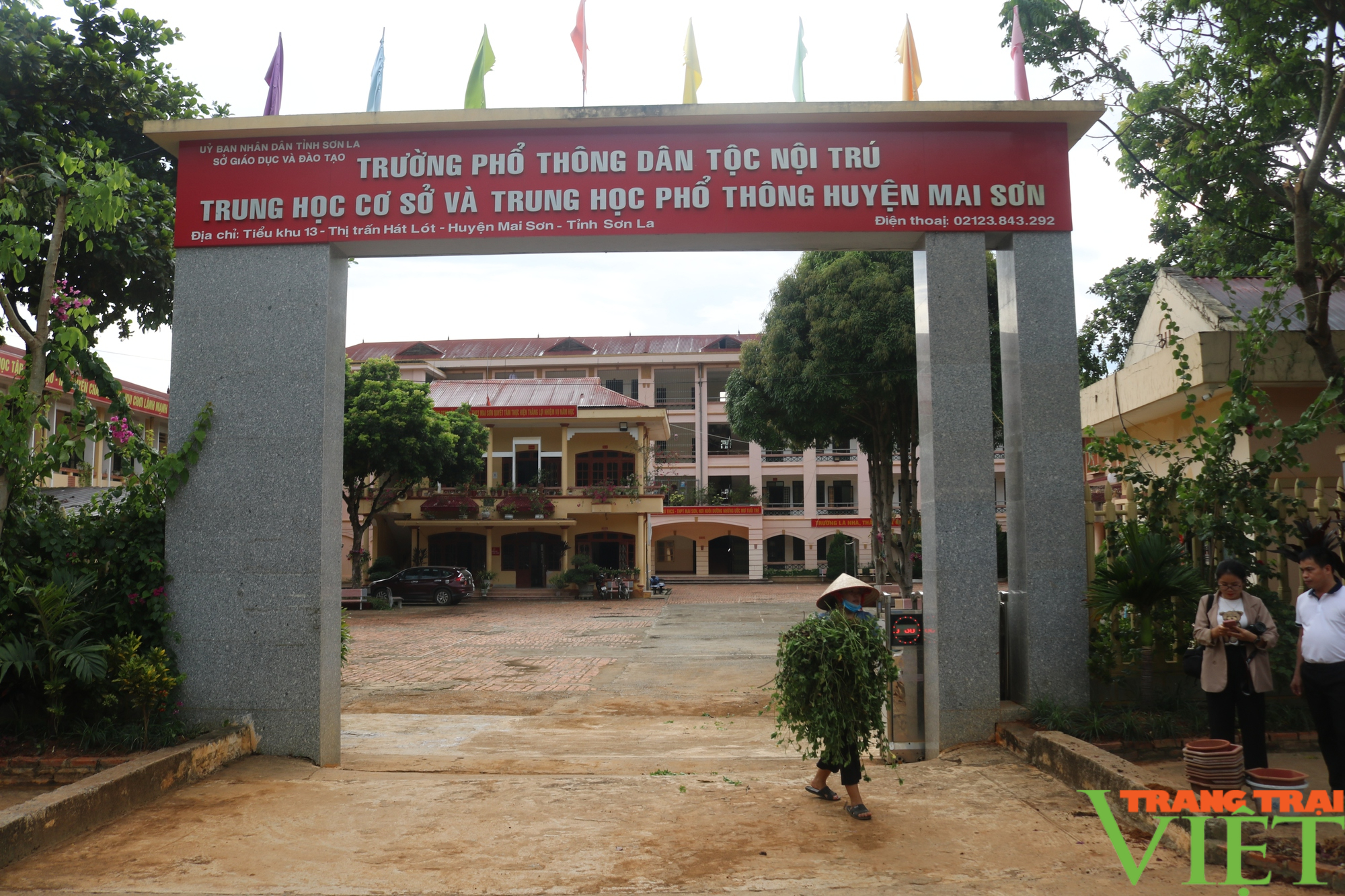 Trường PTDT nội trú THCS & THPT Mai Sơn sẵn sàng bước vào năm học mới - Ảnh 2.