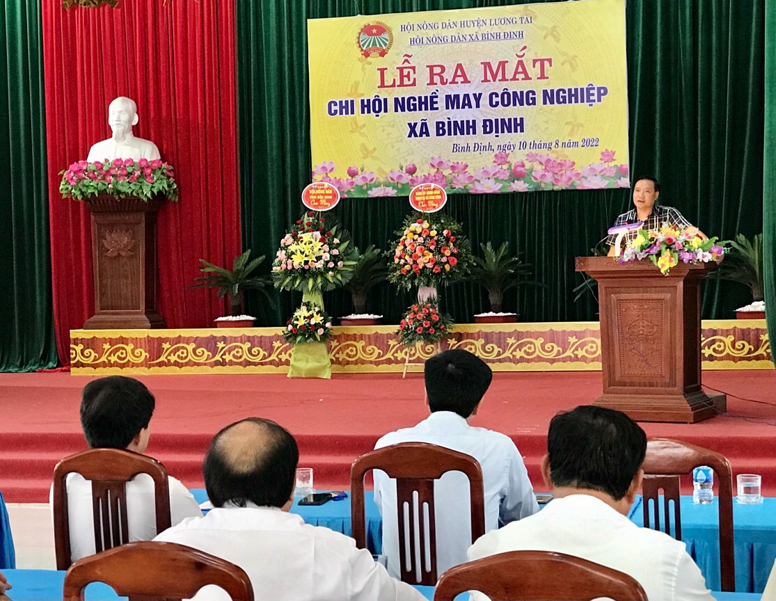 Bắc Ninh: Hội Nông dân huyện Lương Tài ra mắt chi Hội nghề may công nghiệp xã Bình Định - Ảnh 2.